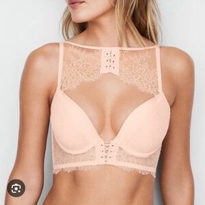 Victoria's Secret Lace Bralette in Soft Peach